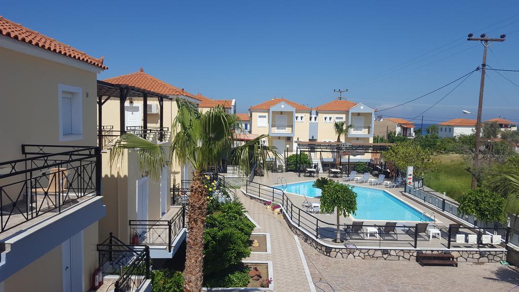 Nautilus Apartments Lesbos Island Bagian luar foto